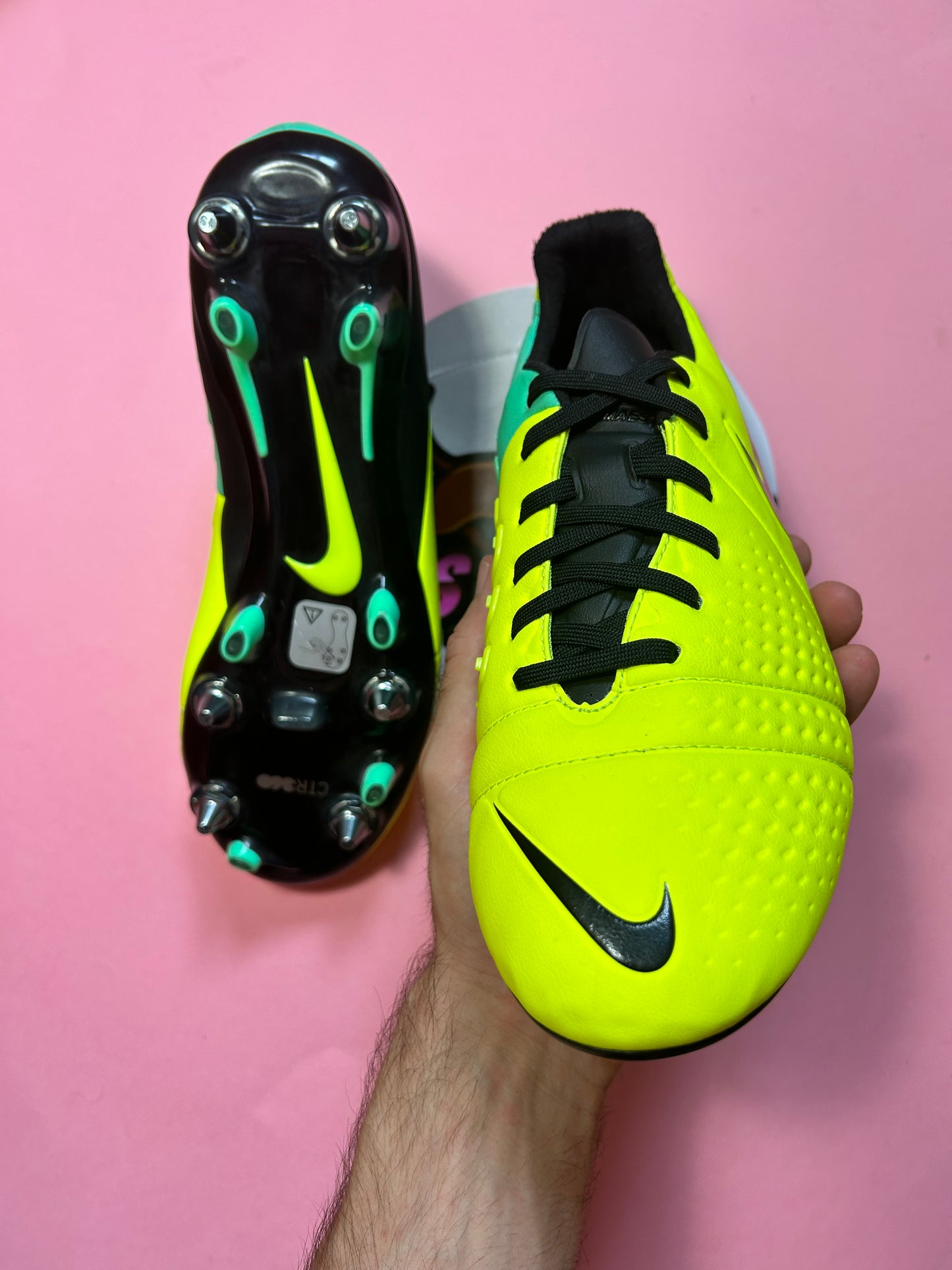 Nike ctr maestri iii sg-pro