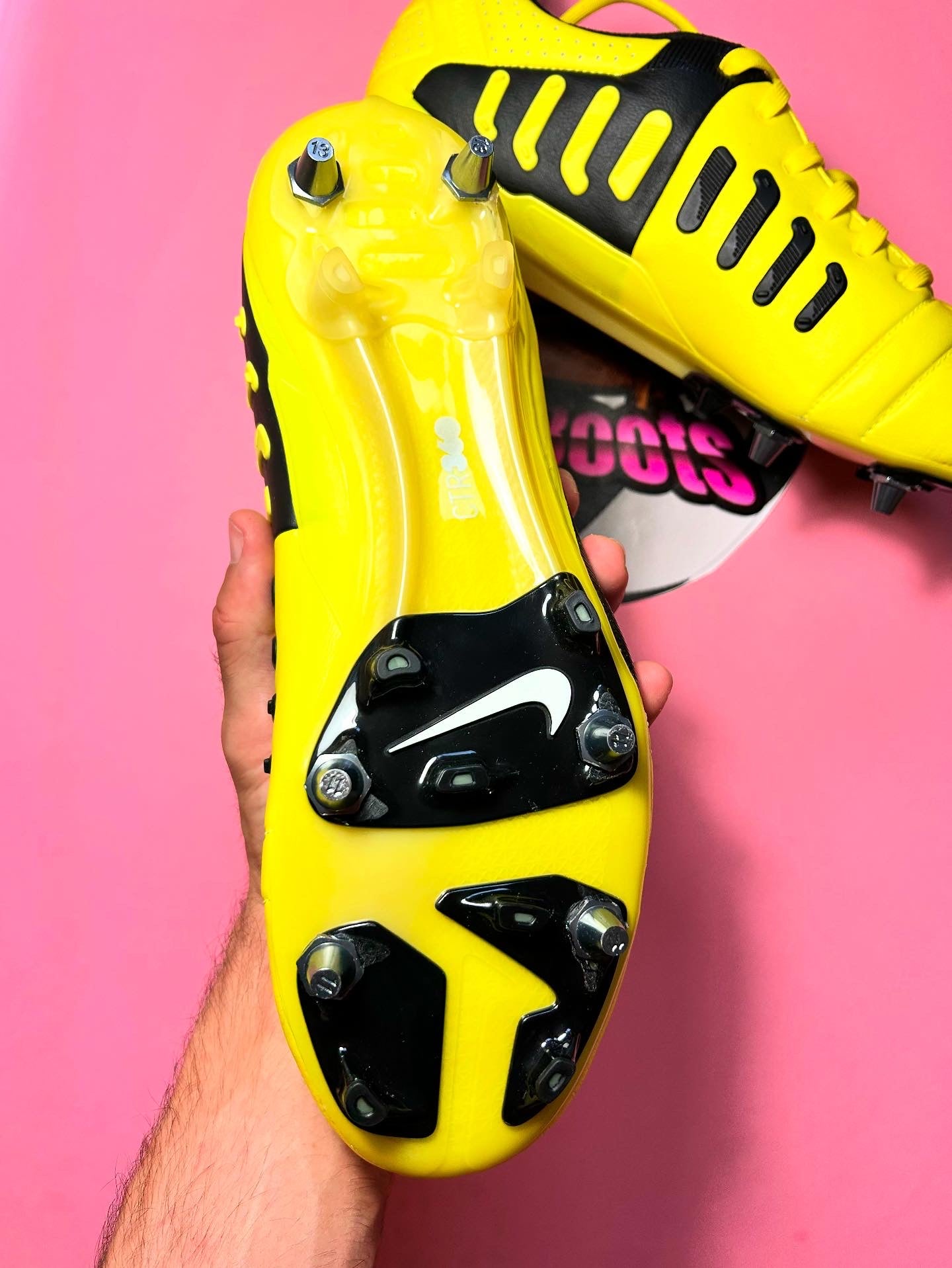 Nike ctr maestri iii remake sg