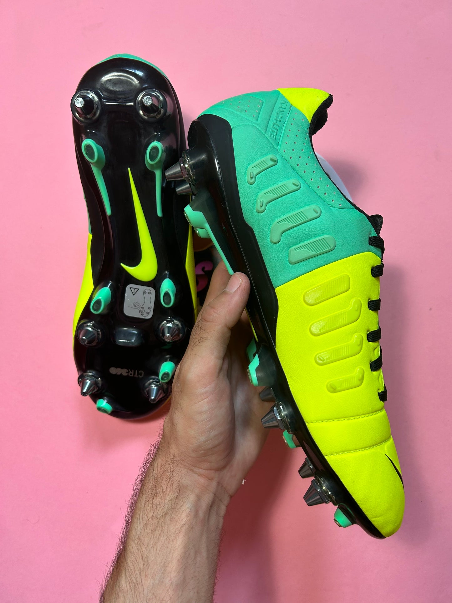 Nike ctr maestri iii sg-pro