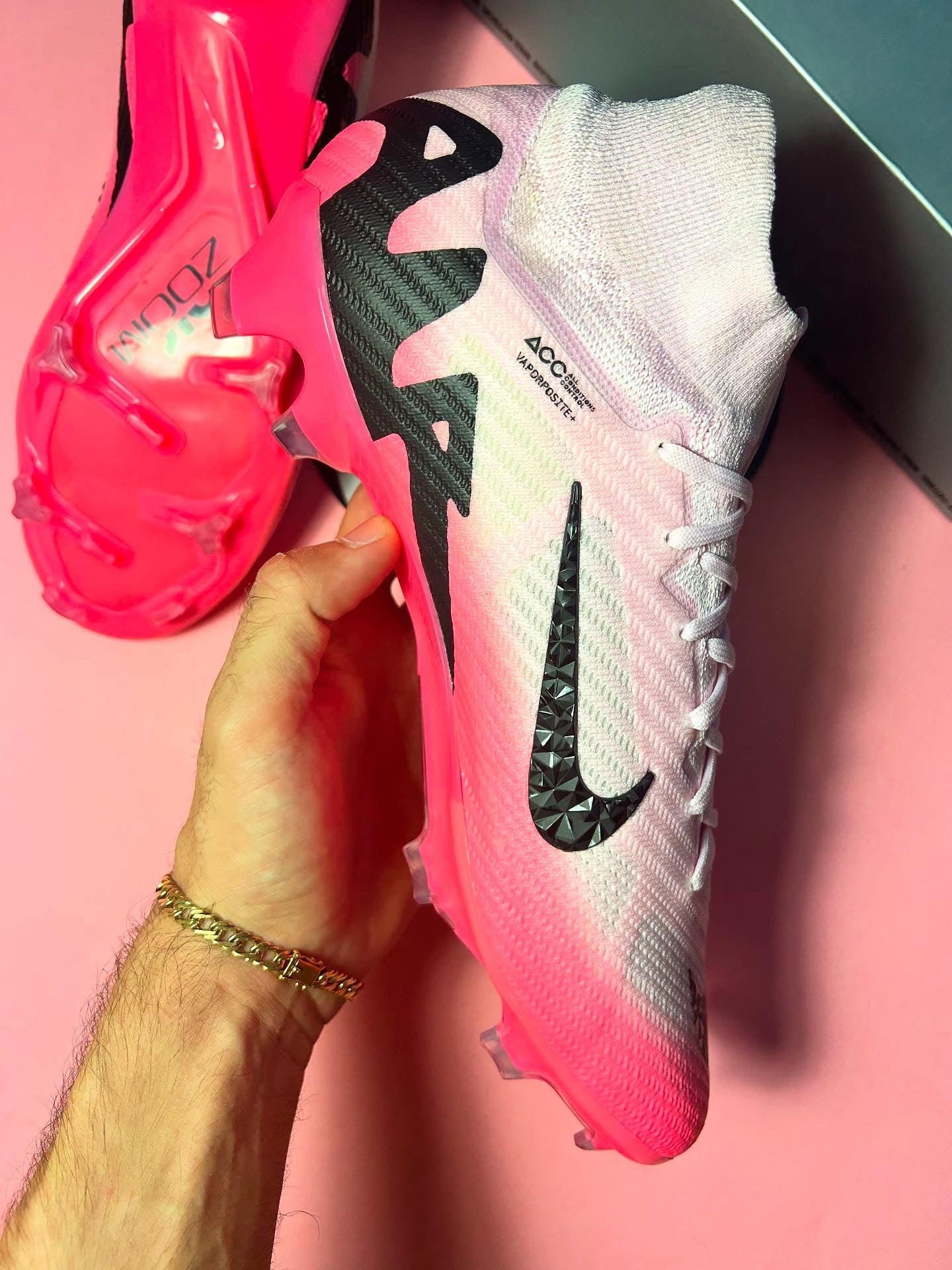 Nike mercurial superfly 9 mad brilliance