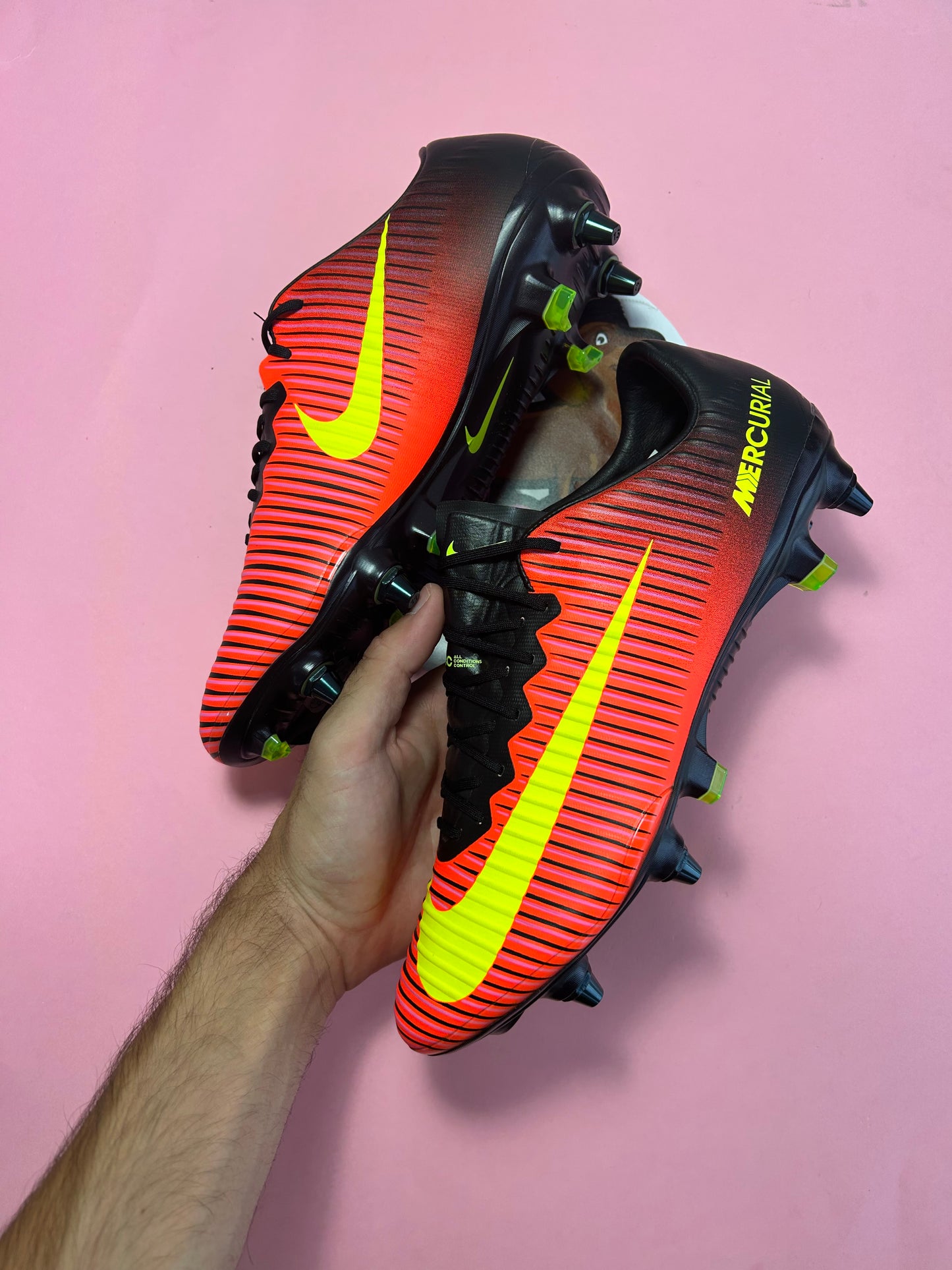 Nike mercurial vapor xi sg-pro